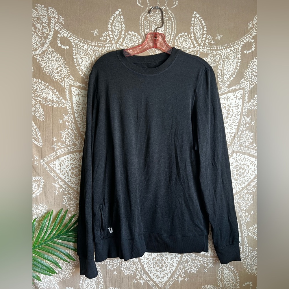 Vuori Pronto Performance Crew Neck Pull Over In C… - image 2